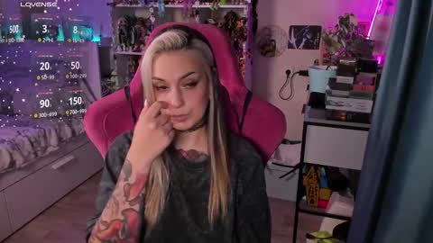 ChloeKohaku online show from January 7, 2:19 pm