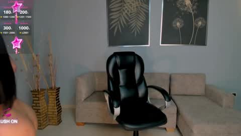 Snapshot of chloemanson chatting on January 26, 2:35 am Chloe OF chloemanson online show from January 26, 2:35 am