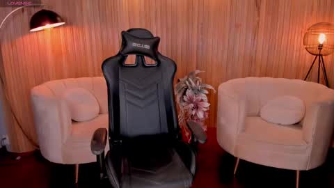 Snapshot of chloemanson chatting on March 3, 10:20 pm Chloe OF chloemanson online show from March 3, 10:20 pm