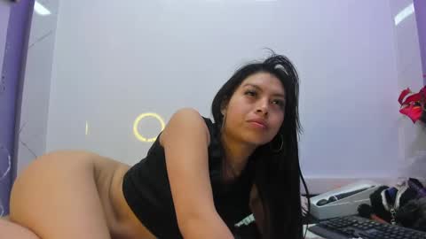 ChloeSignup For Free  Join my Fan Club online show from October 17, 3:20 am