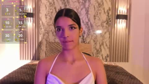 Snapshot of chloemasonn chatting on October 4, 11:19 am chloemasonn online show from October 4, 11:19 am