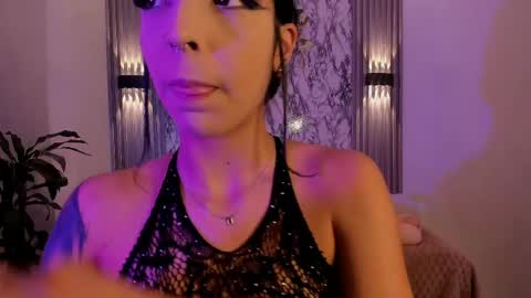 chloemasonn online show from April 14, 11:05 am