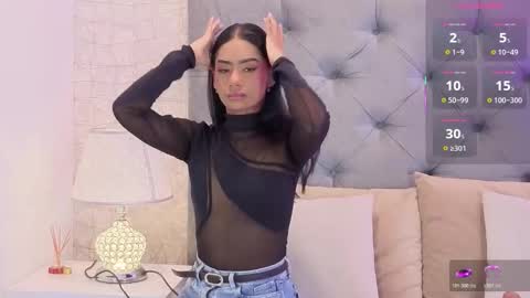 Snapshot of chloemoon10 chatting on March 16, 11:58 am C H L O E M O O N online show from March 16, 11:58 am