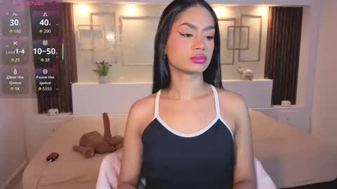 Chloe Moon online show from October 7, 11:51 am