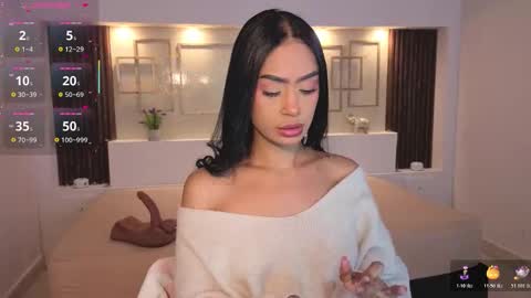 Chloe Moon online show from October 17, 12:19 pm