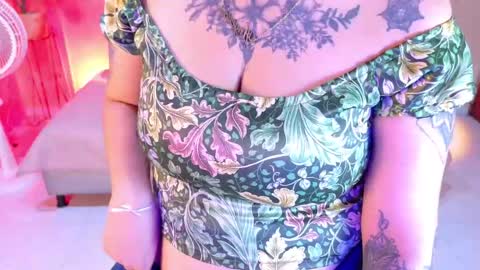 Chloe rosse online show from May 5, 1:35 am