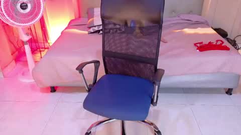 Chloe rosse online show from May 15, 11:34 pm