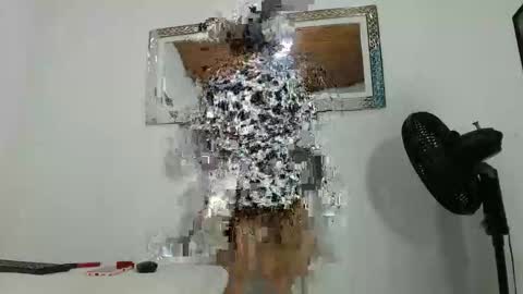 Snapshot of chloetastty4u chatting on April 2, 3:26 am Chloe online show from April 2, 3:26 am