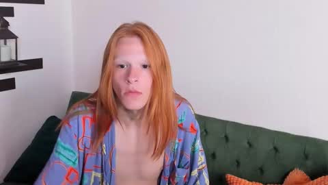 Chloe online show from September 22, 9:22 am