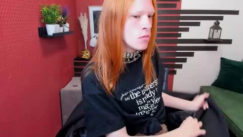 Chloe online show from September 28, 10:31 am