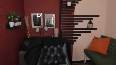 Chloe online show from October 15, 11:10 am