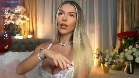 Chloe online show from July 16, 8:48 pm