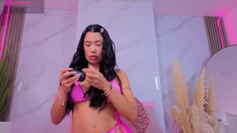 Snapshot of chlooee_ chatting on September 11, 1:06 am Chlooe online show from September 11, 1:06 am