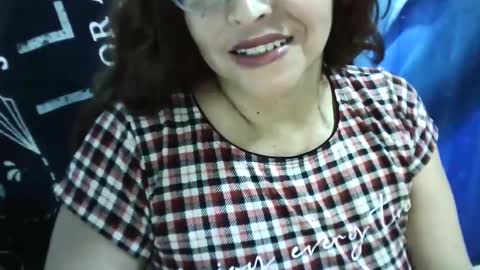 Snapshot of chochohot45 chatting on January 4, 1:10 am chochohot45 online show from January 4, 1:10 am