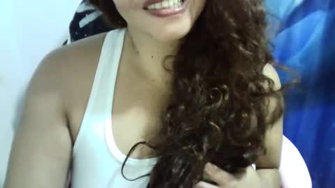 Snapshot of chochohot45 chatting on January 18, 1:08 am chochohot45 online show from January 18, 1:08 am