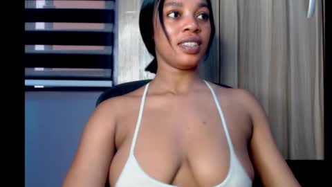 ESTHER online show from January 10, 6:42 am