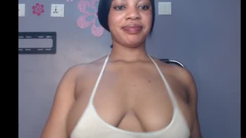 ESTHER online show from January 30, 8:43 am