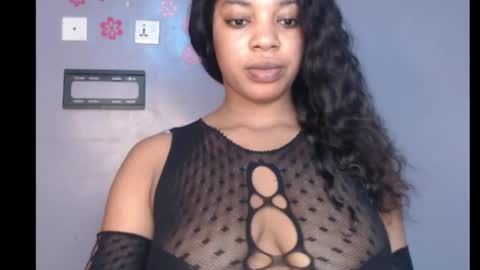 ESTHER online show from February 22, 8:18 am