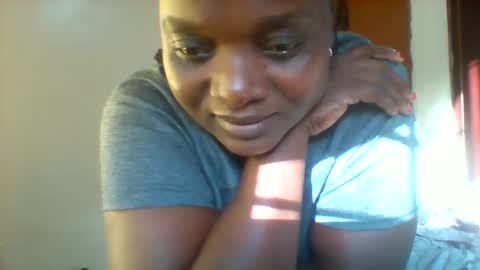 Snapshot of chocobabe002 chatting on September 21, 2:29 pm chocobabe002 online show from September 21, 2:29 pm