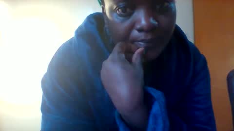 Snapshot of chocobabe002 chatting on November 2, 4:15 am chocobabe002 online show from November 2, 4:15 am