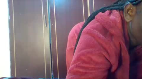 chocobabe002 online show from May 10, 3:33 am