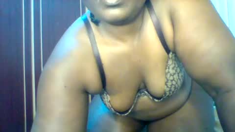 chocobabe002 online show from June 25, 4:01 am