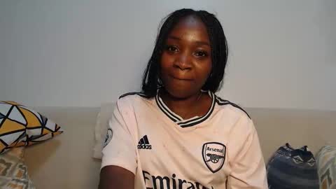 Snapshot of chocolate_desiree chatting on February 7, 8:29 am Lofti online show from February 7, 8:29 am