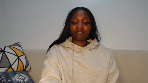 Snapshot of chocolate_desiree chatting on February 7, 8:56 pm Lofti online show from February 7, 8:56 pm