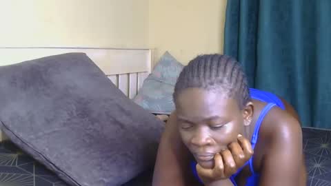 chocolate_peggy online show from March 26, 12:00 pm