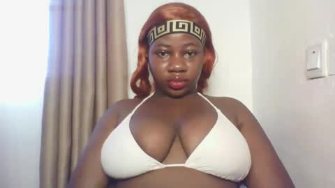 chocolateassgirl61 online show from November 11, 7:41 am