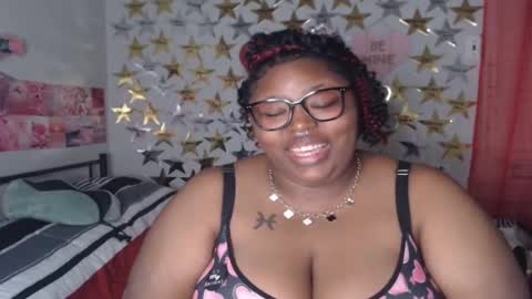 Snapshot of chocolatebunnyxx69 chatting on February 16, 1:57 am Melina online show from February 16, 1:57 am