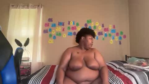 Snapshot of chocolatebunnyxx69 chatting on May 19, 3:40 pm Melina online show from May 19, 3:40 pm