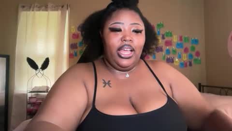 Snapshot of chocolatebunnyxx69 chatting on May 24, 7:52 pm Melina online show from May 24, 7:52 pm