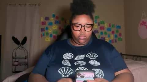 Snapshot of chocolatebunnyxx69 chatting on May 26, 4:30 am Melina online show from May 26, 4:30 am