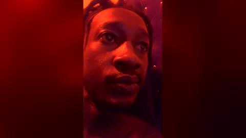 Snapshot of chocolatecity66 chatting on February 17, 12:29 am Chococity online show from February 17, 12:29 am