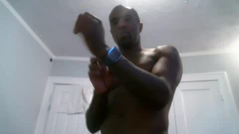 Snapshot of chocolatedolla chatting on December 17, 4:01 am chocolatedolla online show from December 17, 4:01 am