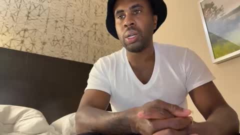 chocolatedolla online show from April 10, 8:30 am