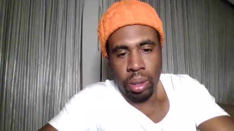 chocolatedolla online show from April 11, 2:49 am