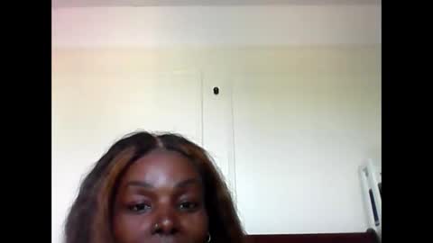 chocolatedrop_ online show from September 19, 3:02 pm