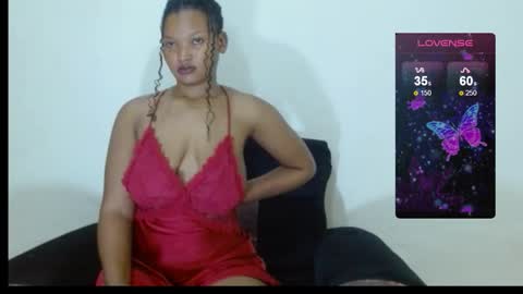 chocolatemilkebony online show from October 6, 6:11 am