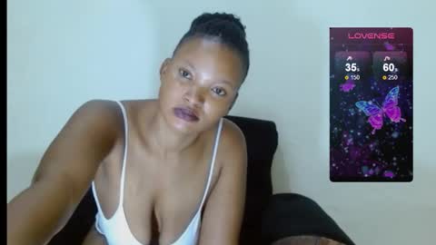 chocolatemilkebony online show from October 30, 7:10 am