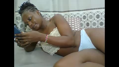 Snapshot of chocolateskin4 chatting on October 21, 12:55 am JANE online show from October 21, 12:55 am