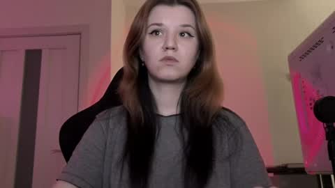 Lissa online show from April 26, 1:09 pm