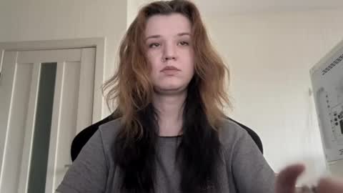 Lissa online show from May 12, 3:09 pm