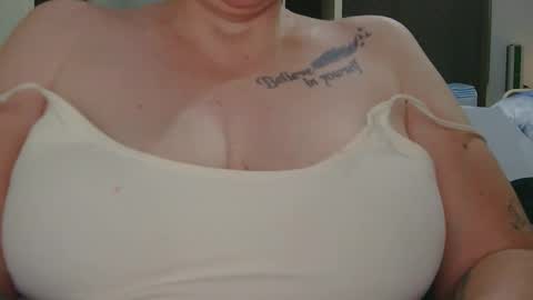 cholly639 online show from February 11, 2:00 pm