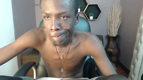 Snapshot of chombo_ath chatting on January 13, 7:53 pm Chombo online show from January 13, 7:53 pm