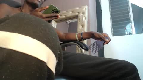 Snapshot of chombo_ath chatting on January 27, 2:46 pm Chombo online show from January 27, 2:46 pm