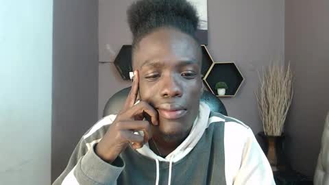 Snapshot of chombo_ath chatting on February 3, 11:20 am Chombo online show from February 3, 11:20 am