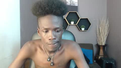 Snapshot of chombo_ath chatting on March 5, 7:17 pm Chombo online show from March 5, 7:17 pm