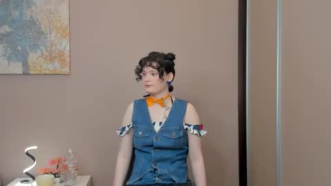 Cassandra online show from March 24, 4:06 am